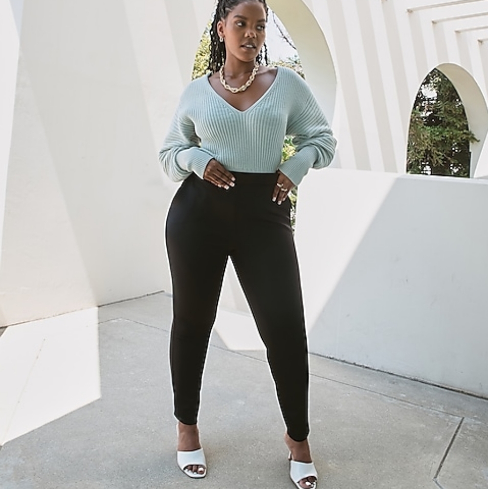 High Waisted Curvy Nylon Leggings